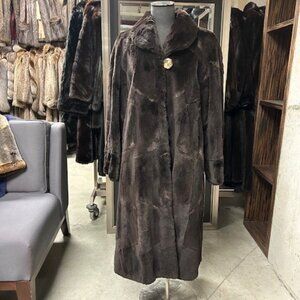 SHEARED BEAVER MATTARA - UPDATED & CLEAN, SIZE L (ALMOST XL)-WAS 6999 -NOW $1395